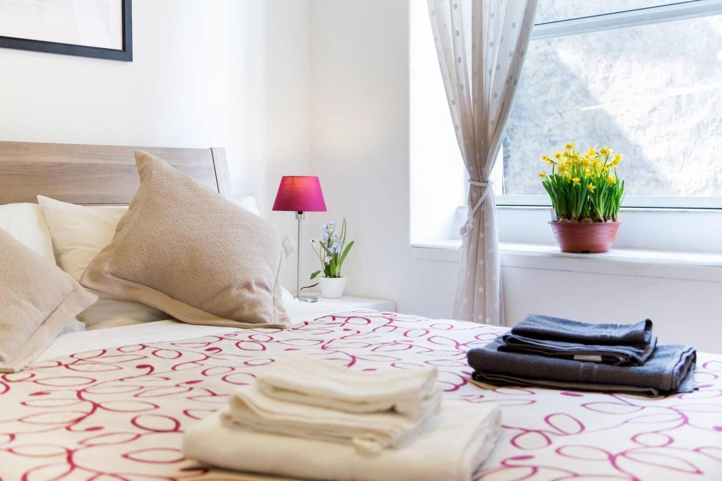 Perla - Cozy Apartment In Piazza Navona Rom Exterior foto